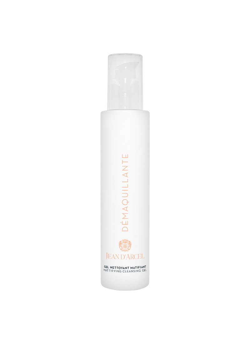 J225 – Gel giúp làm sạch da – JEAN D’ARCEL MATTIFYING CLEANSING GEL 2
